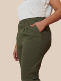 Jia plus size buks dejlig plads over mave og med de smalle ben.