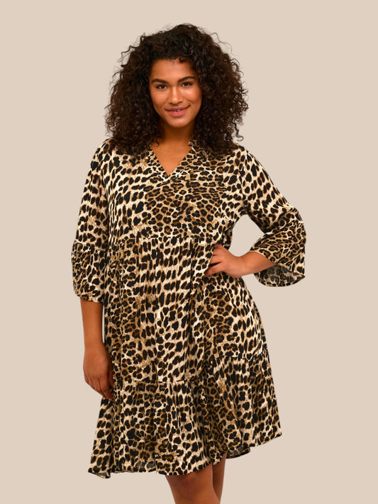 Kaffe curve ami leopard kjole plussize hverdag eller fest
