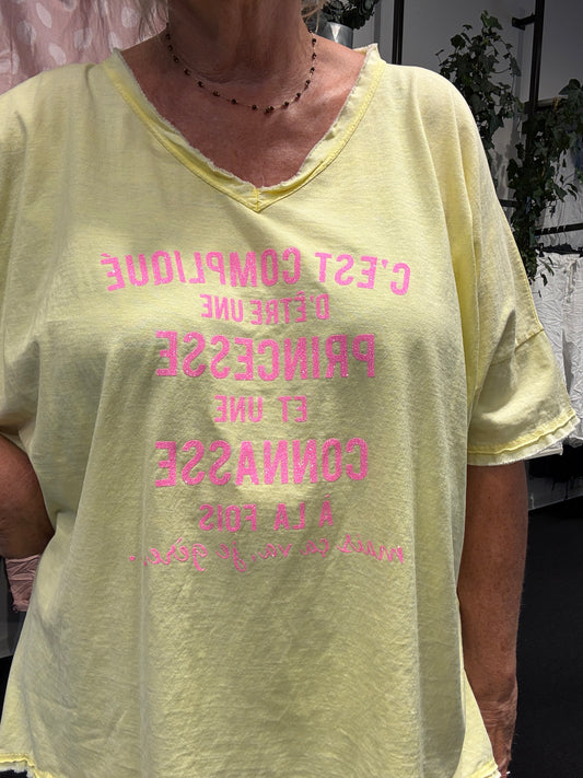 Plussize tshirt med print foran plussize fra sigensgaard.dk