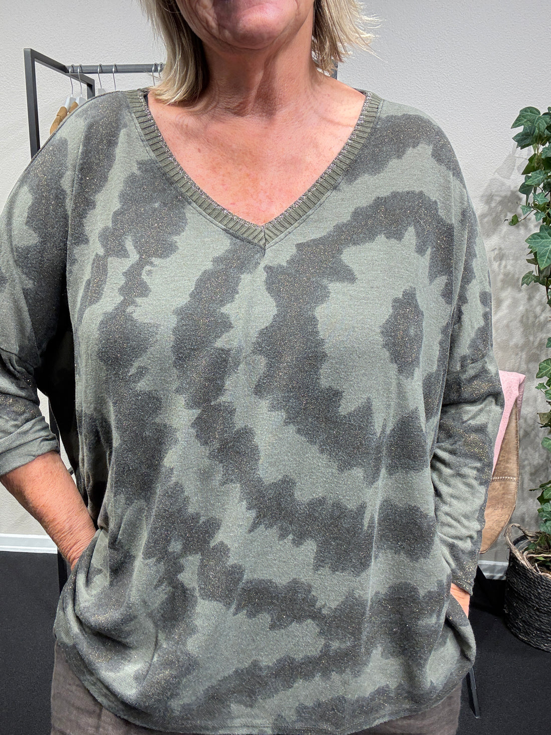 Conni strik bluse tynd i kvalitet plussize fra Sigensgaard.
