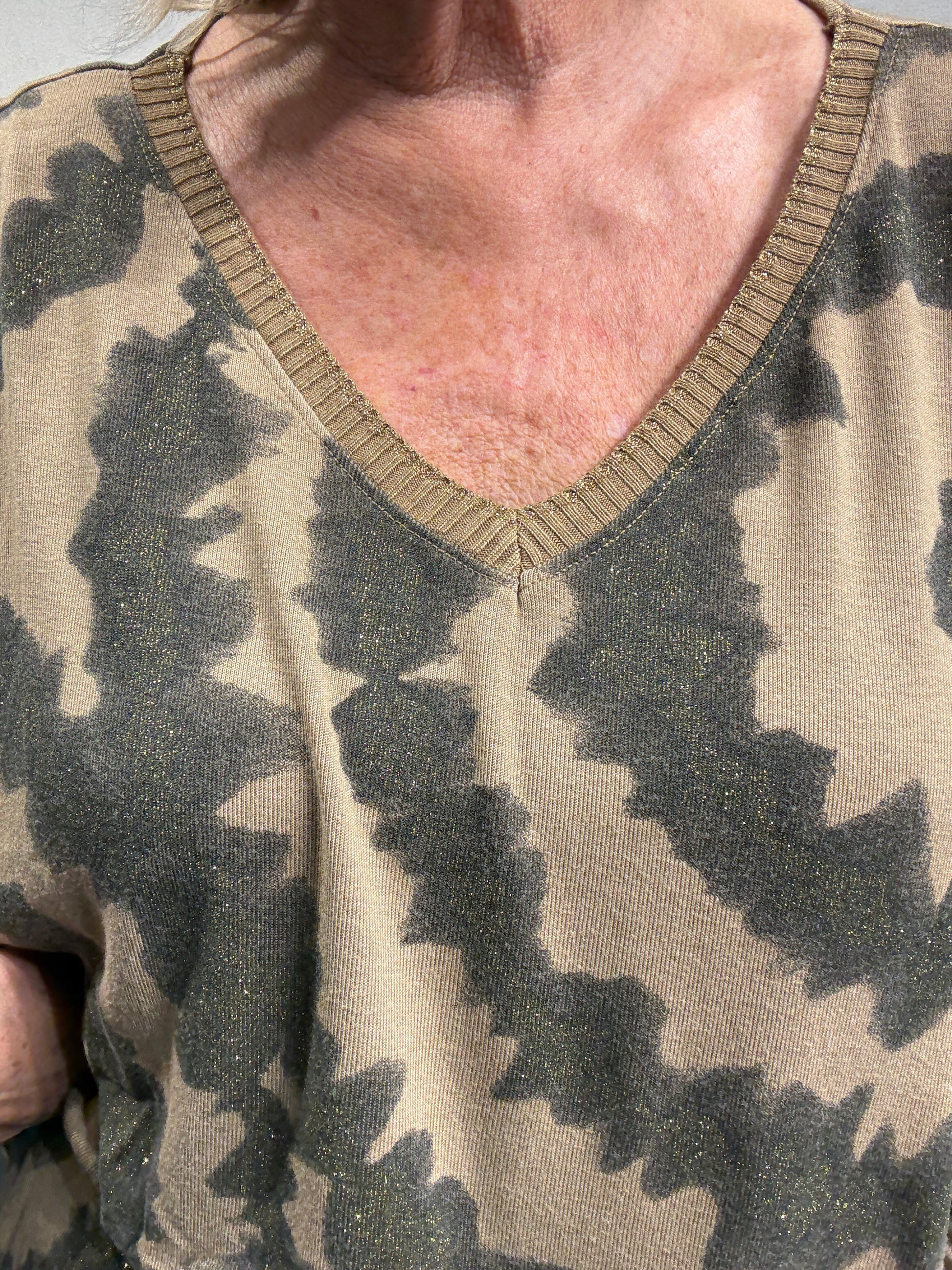 Conni strik bluse tynd i kvalitet plussize fra Sigensgaard