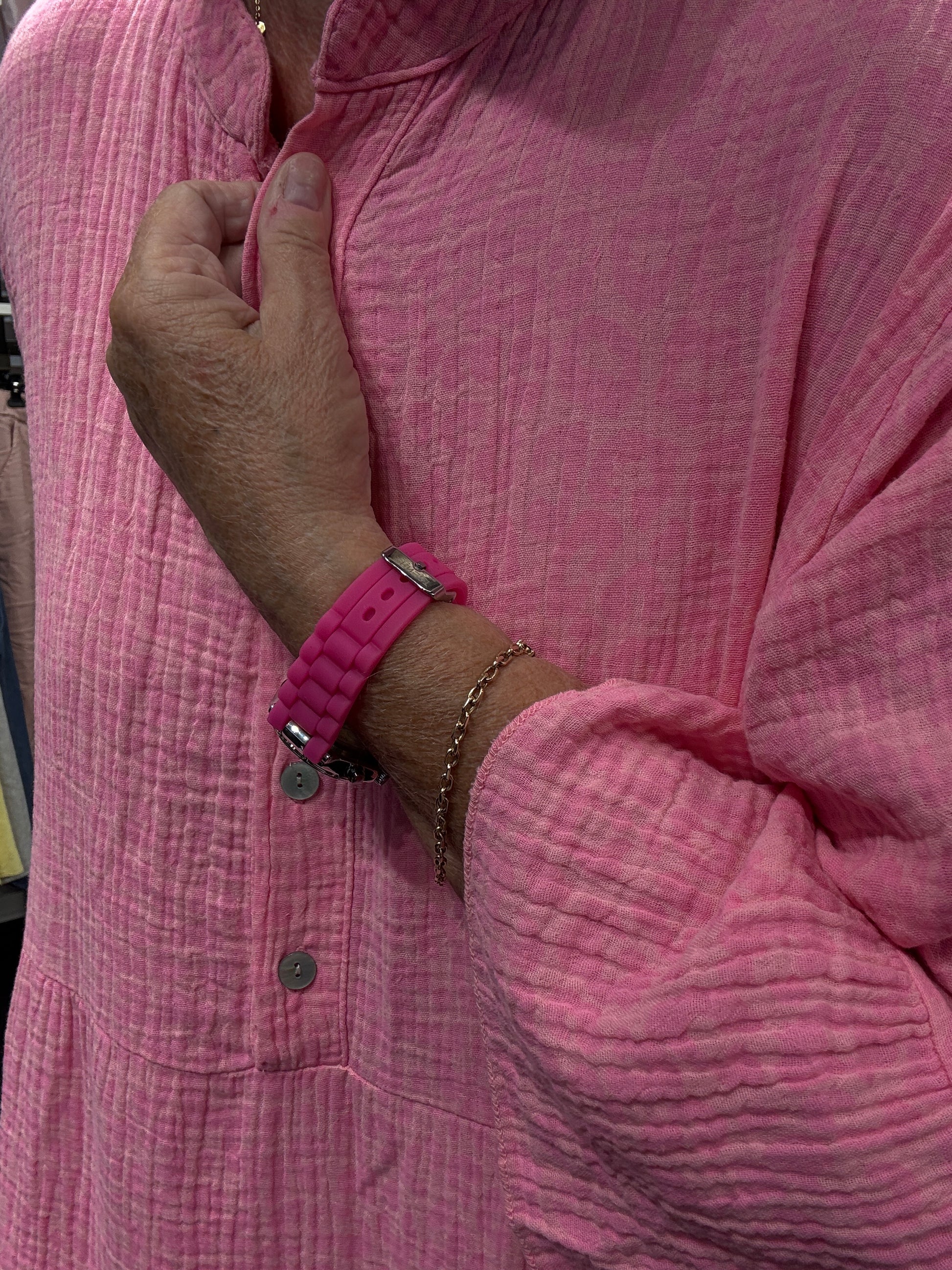 Ella plussize kjole blød og smart i rosa farve fra sigensgaard.dk