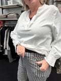 Ternet plus size buks med lommer og massere stræk til kvinder.sigensgaard.dk er til piger i plussize