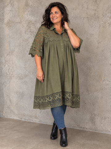 Freja plussize kjole