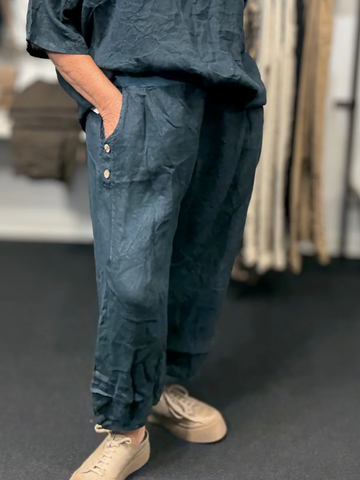 Hulda og Linda er et sæt vi aldrig bliver trætte af. Det er perfekt til plus size kroppen, og kan bruges året rundt.
