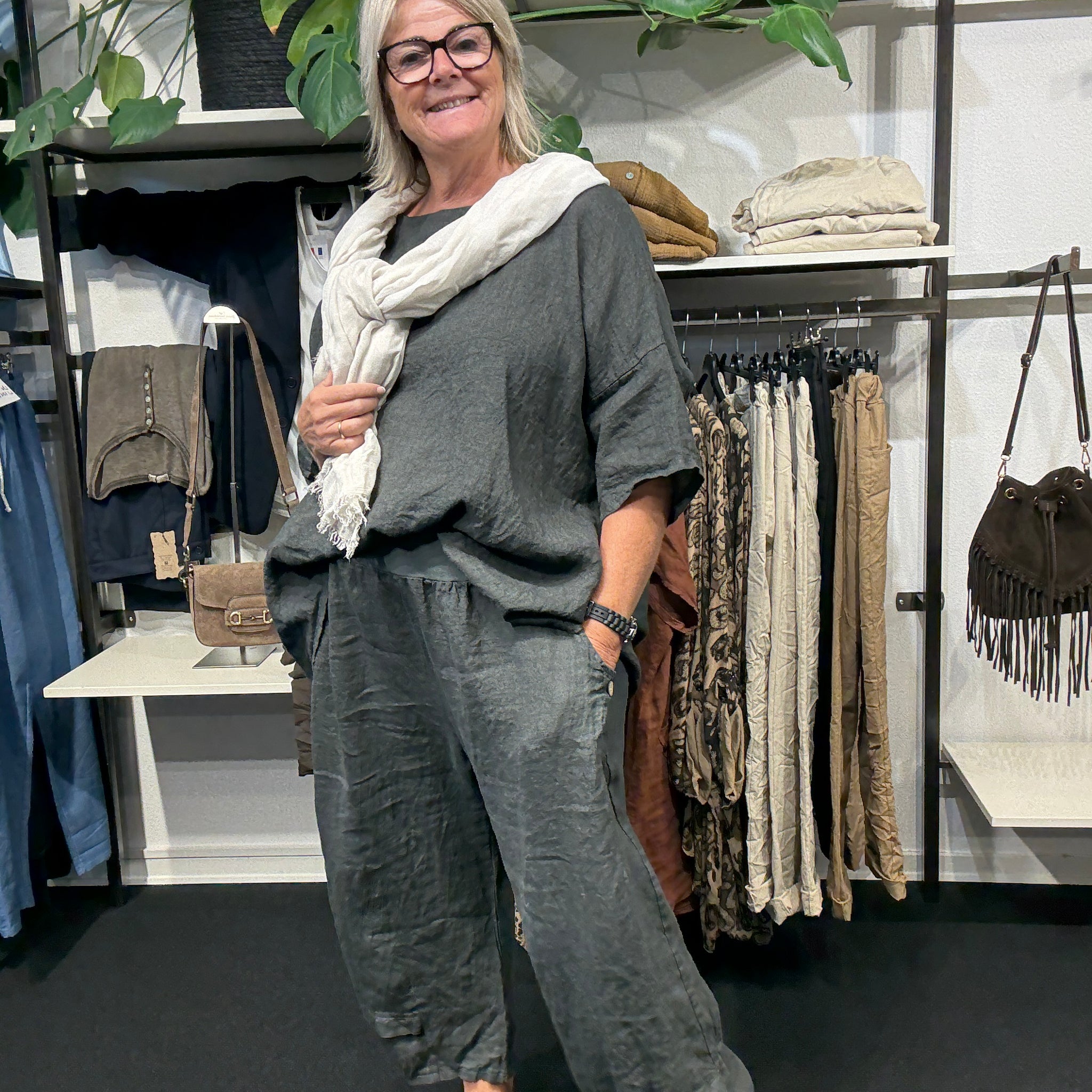 smart hulda ny sammen med linda ny her i den grå farve sættes findes i mange forskellig farver.