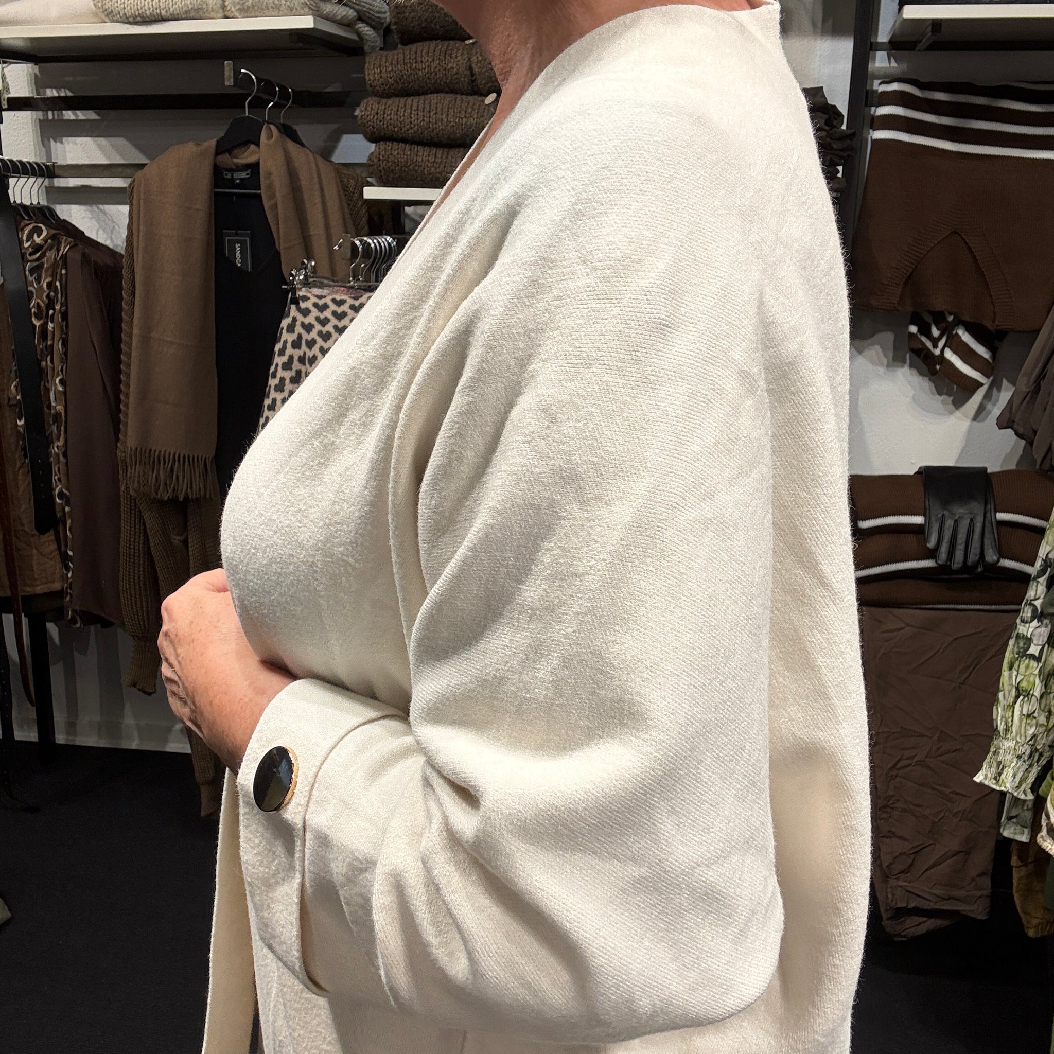 Iram plussize cardigan i offwhite