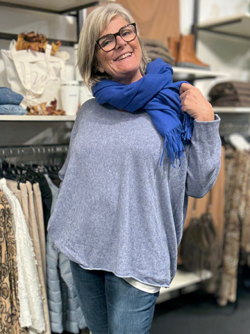 Julle plussize strik pullover denne er brun men som regel har vi altid mange farver på lager.