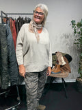 Julle plussize strik som findes i flere farver,blød og skøn pullover