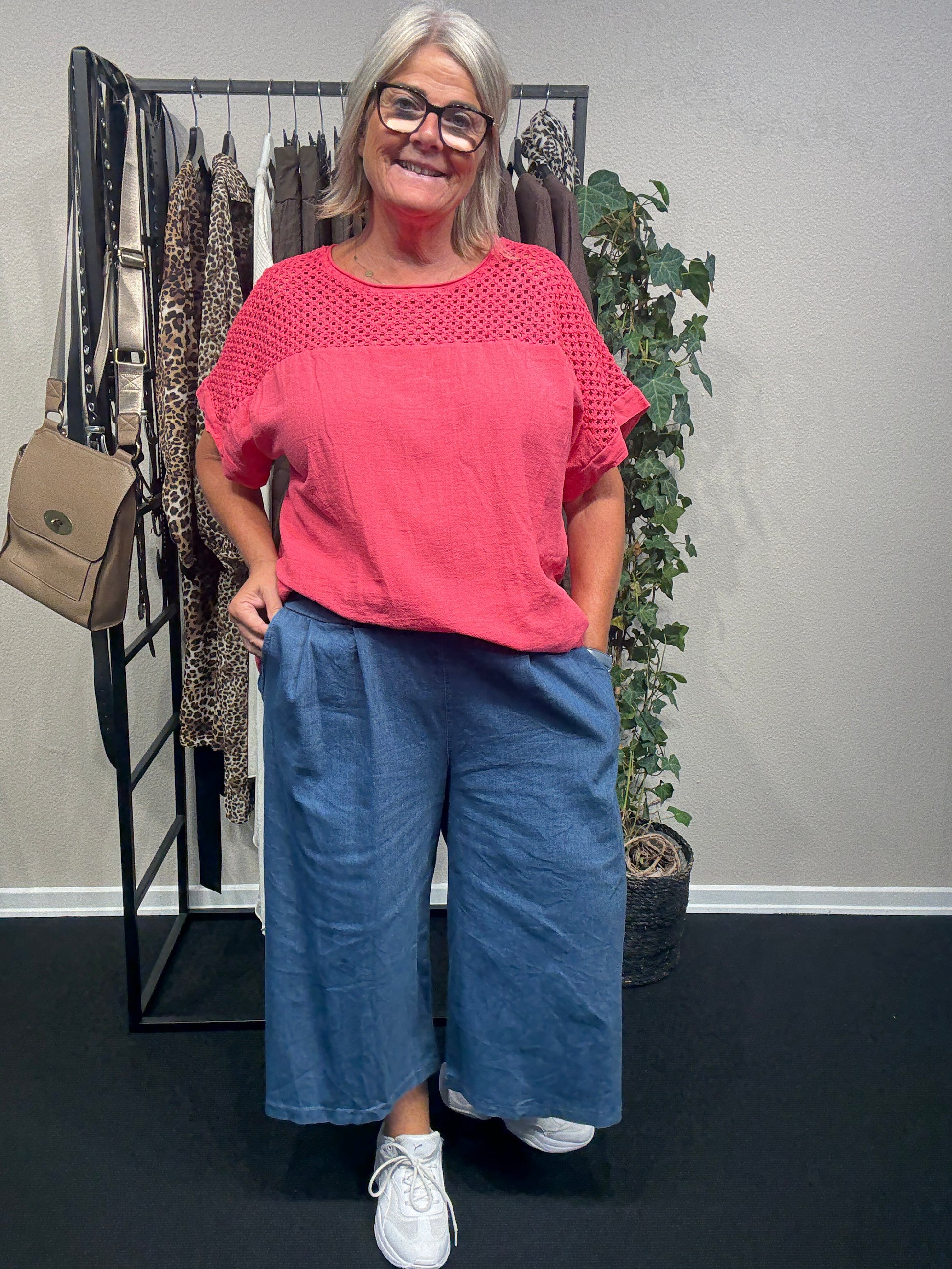 Bomulds T-shirt i pink plussize fra Sigensgaard.dk