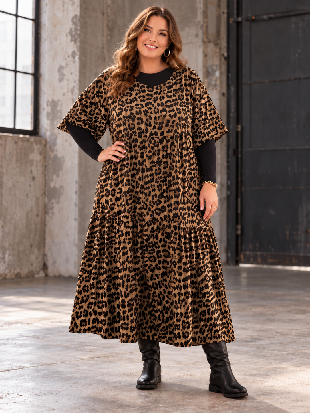 Lolli kjolen er den perfekte kombination af komfort og stil. Den flotte leopardprintede kjole har en løs og rummelig pasform, som falder smukt og giver masser af bevægelsesfrihed.

Designet med rund hals, korte løse ærmer og fine skæringer, der skaber et feminint og let udtryk. Den bløde og lette kvalitet gør kjolen behagelig at have på hele dagen, uanset om du skal på arbejde, cafébesøg eller til festlige lejligheder. billed er Ai generet