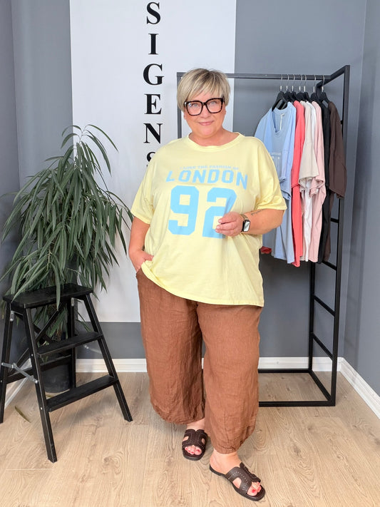 London bomulds T-shirt er sigensgaard egen og fåes i flere farver og 2 størrelser ren bomuld 