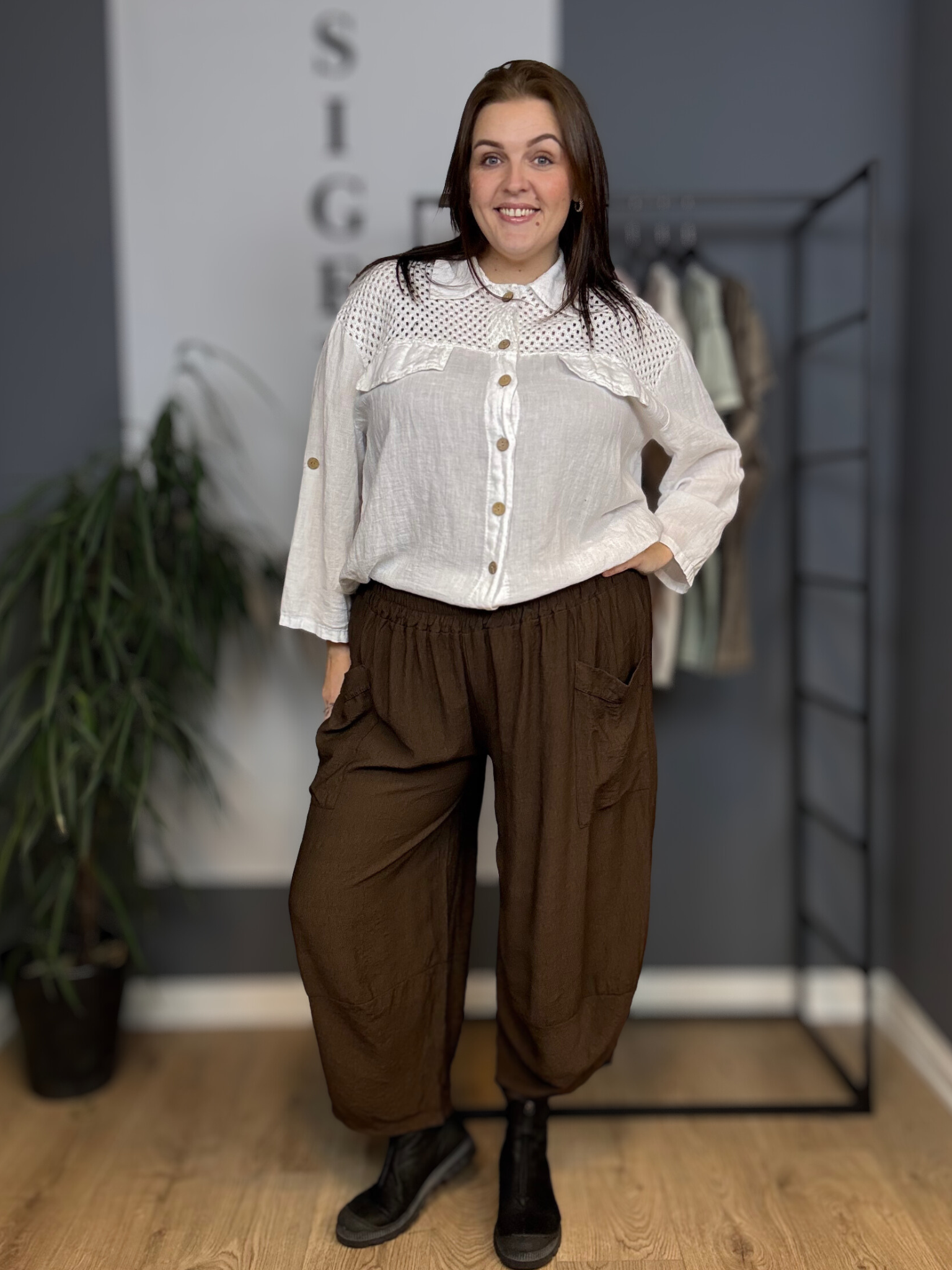 Molly stump buks her i den brune, findes i 4 flotte farver.