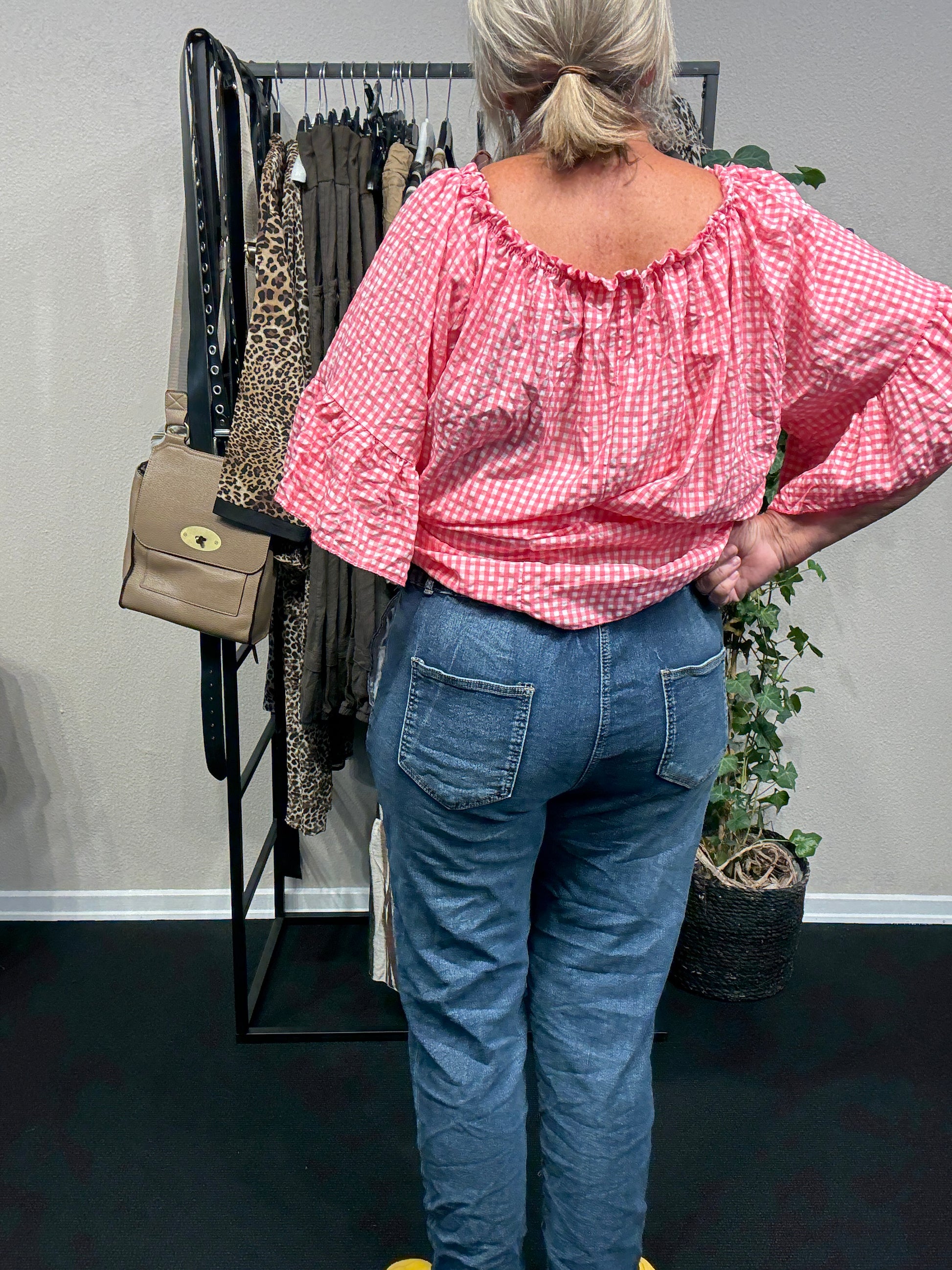 Nala jeans elastik i liv og med masser af stræk plussize jeans fra Sigensgaard.dk