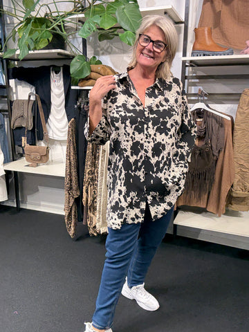 sweatshirt med en snyde krave under let at bruge da man ikke skal have noget under plussize fra Sigensgaard.dk