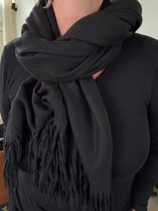 skønne bløde pasmina tørklæder som findes i mange forskellig farver.