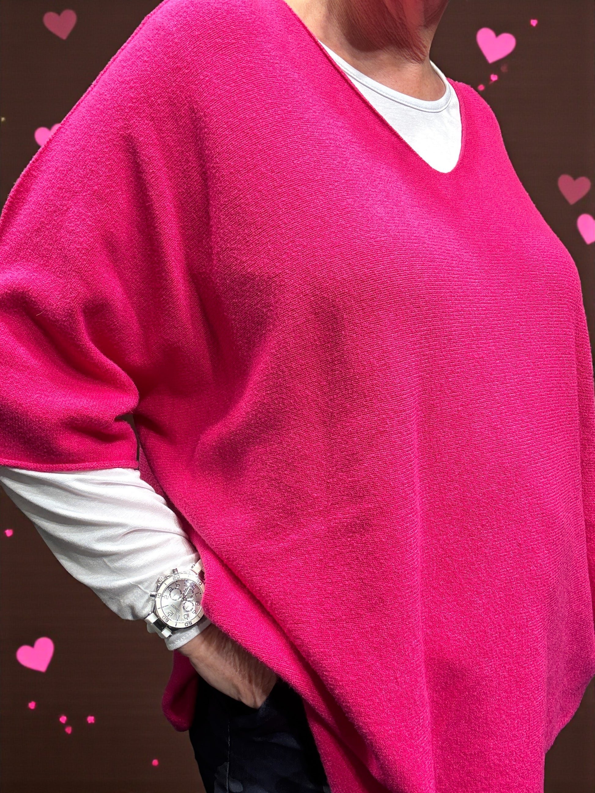 Assi plussize strik pullover som findes i flere forskellig farver Vhals og med kort ærme.