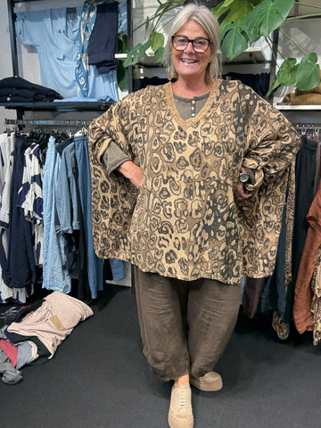 Sigensgaard .dk plussize tove viskose tunika i camel.