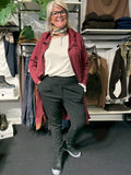 Jia plus size buks dejlig plads over mave og med de smalle ben.