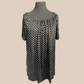 Prik plus size tshirt i sort som er fra Sigensgaard.dk