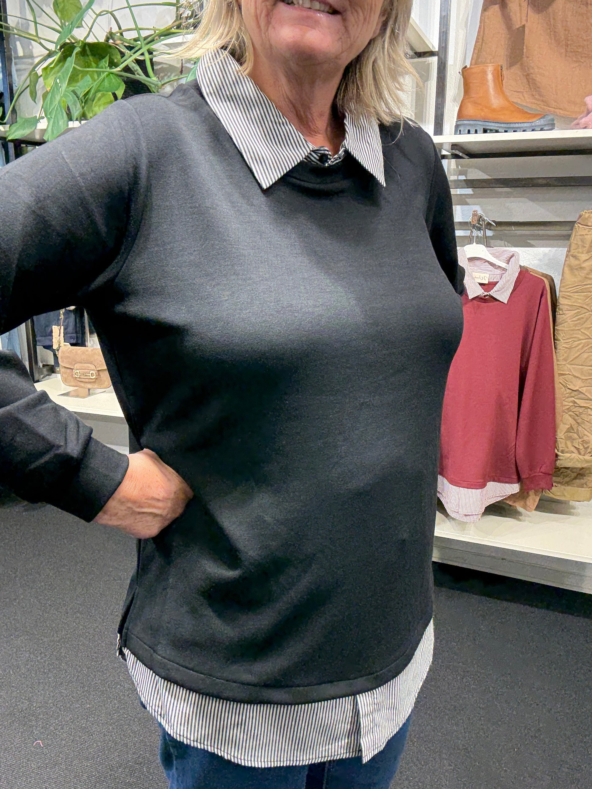 sweatshirt med en snyde krave under let at bruge da man ikke skal have noget under plussize fra Sigensgaard.dk