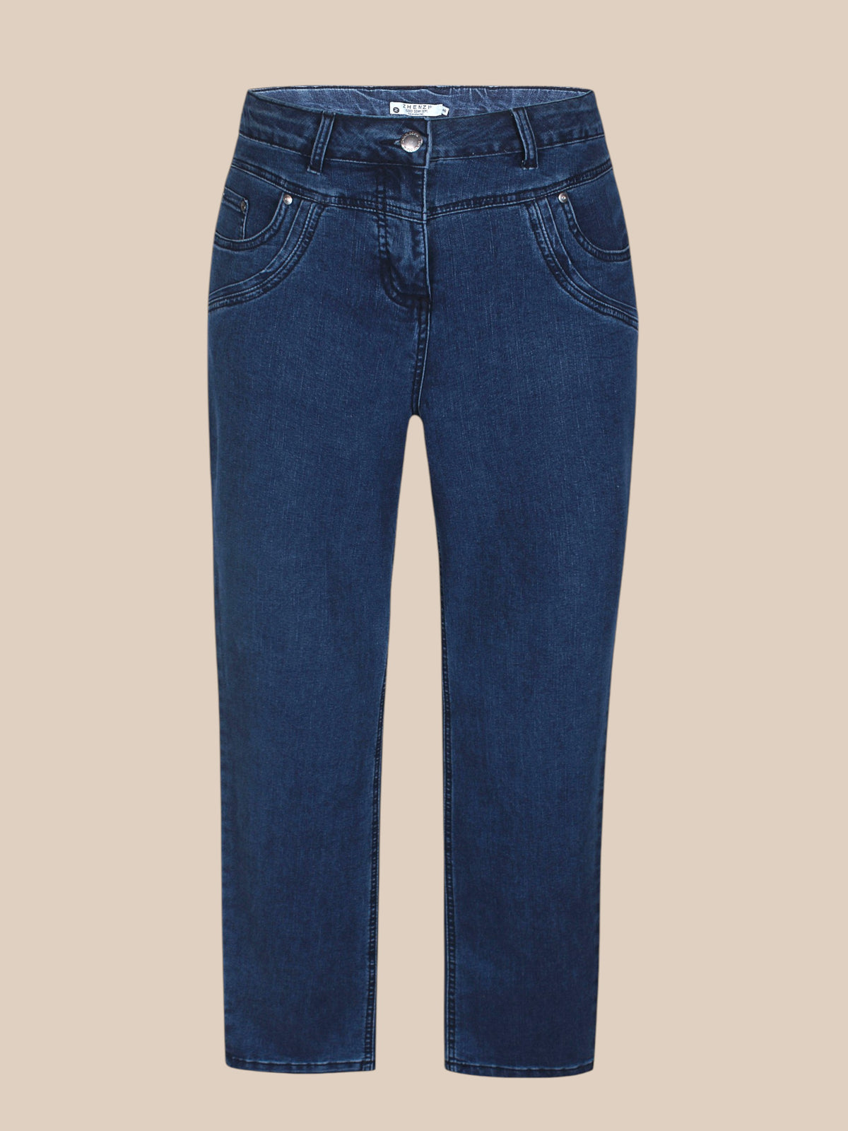 Salsa plussize  jeans fra zhenzi rummelig i facon og løs i lår og i en blød jeans kvalitet med masser af stræk