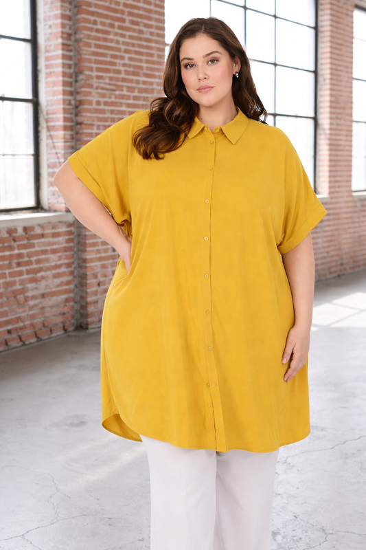 wasabi sia 5 oversize plussize viskose skjorte gennem knappet og med kort ærme,let kvaitet.