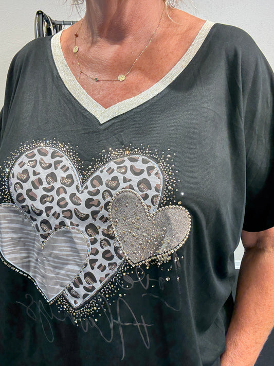 Alma T-shirts plussize som fåes i både sort og brun fra Sigensgaard.dk