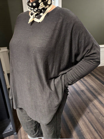 Ebba strikbluse i blød, struktureret kvalitet med afslappet pasform overize tynd strik bluse som vi ofte har i mange farver