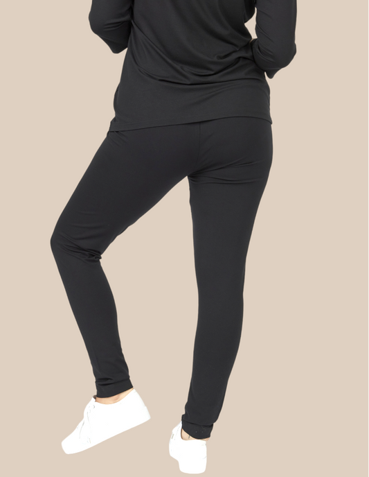 Rosie leggings fra Pont Neuf er perfekt til plus size kvinden, som ønsker stor komfort og god bevægelighed.