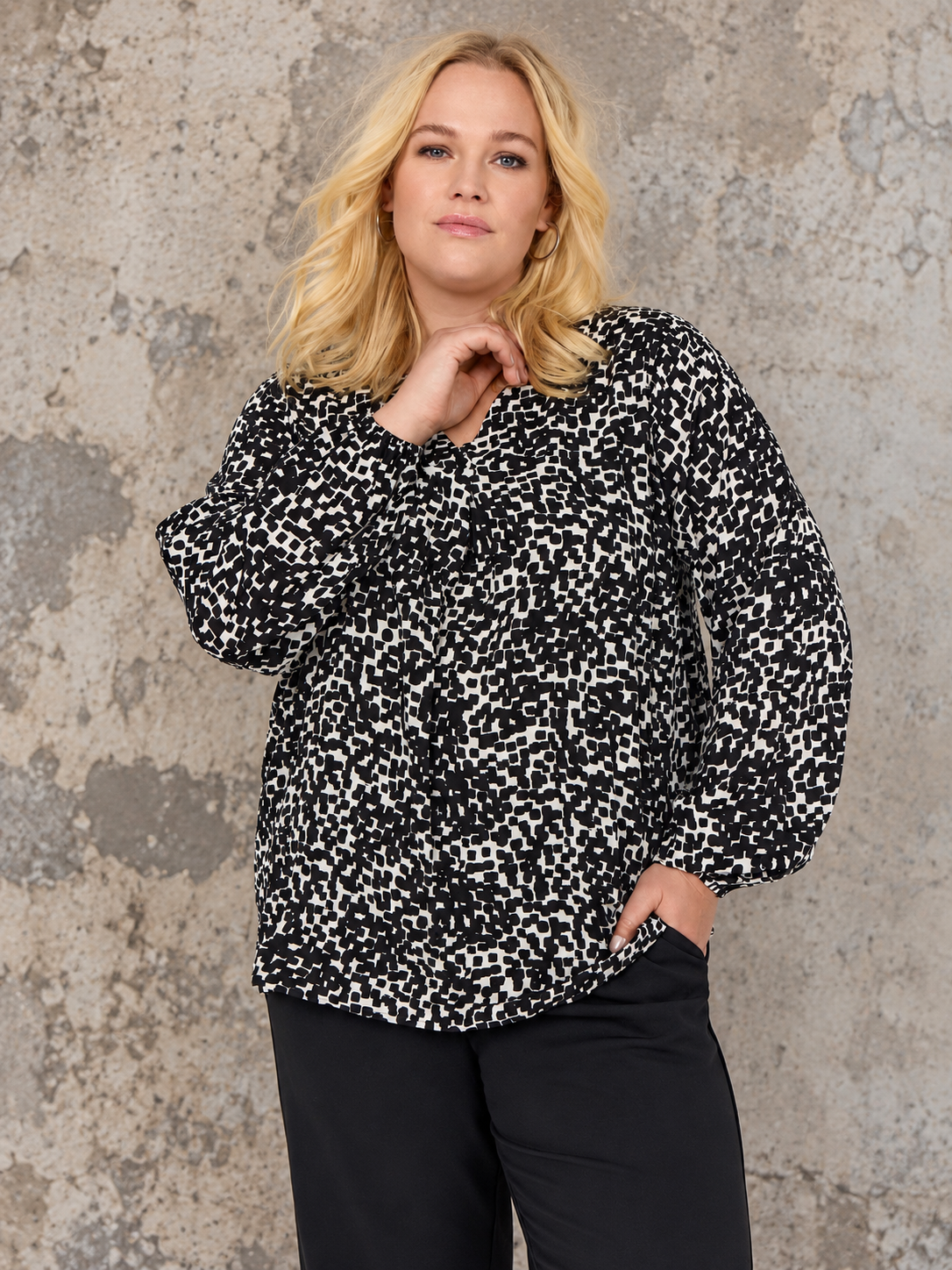 Wasabi - Alia 1 plus size bluse