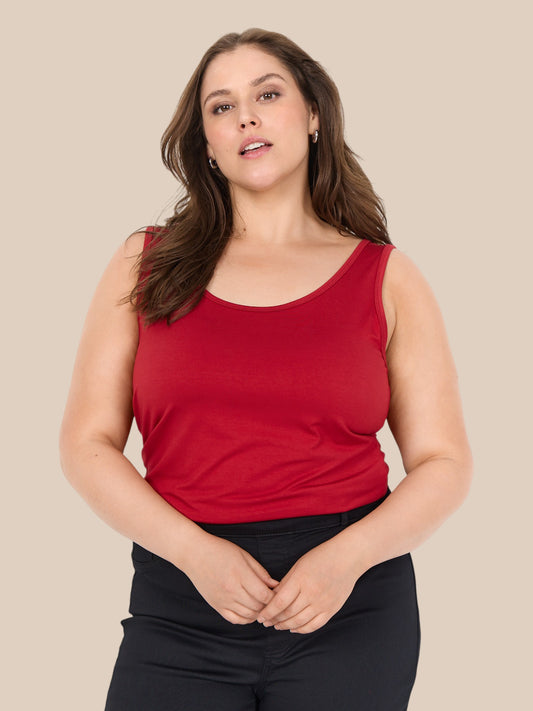 Stella 6 er den basis top der er vores bedste plussize top som er glat og blød