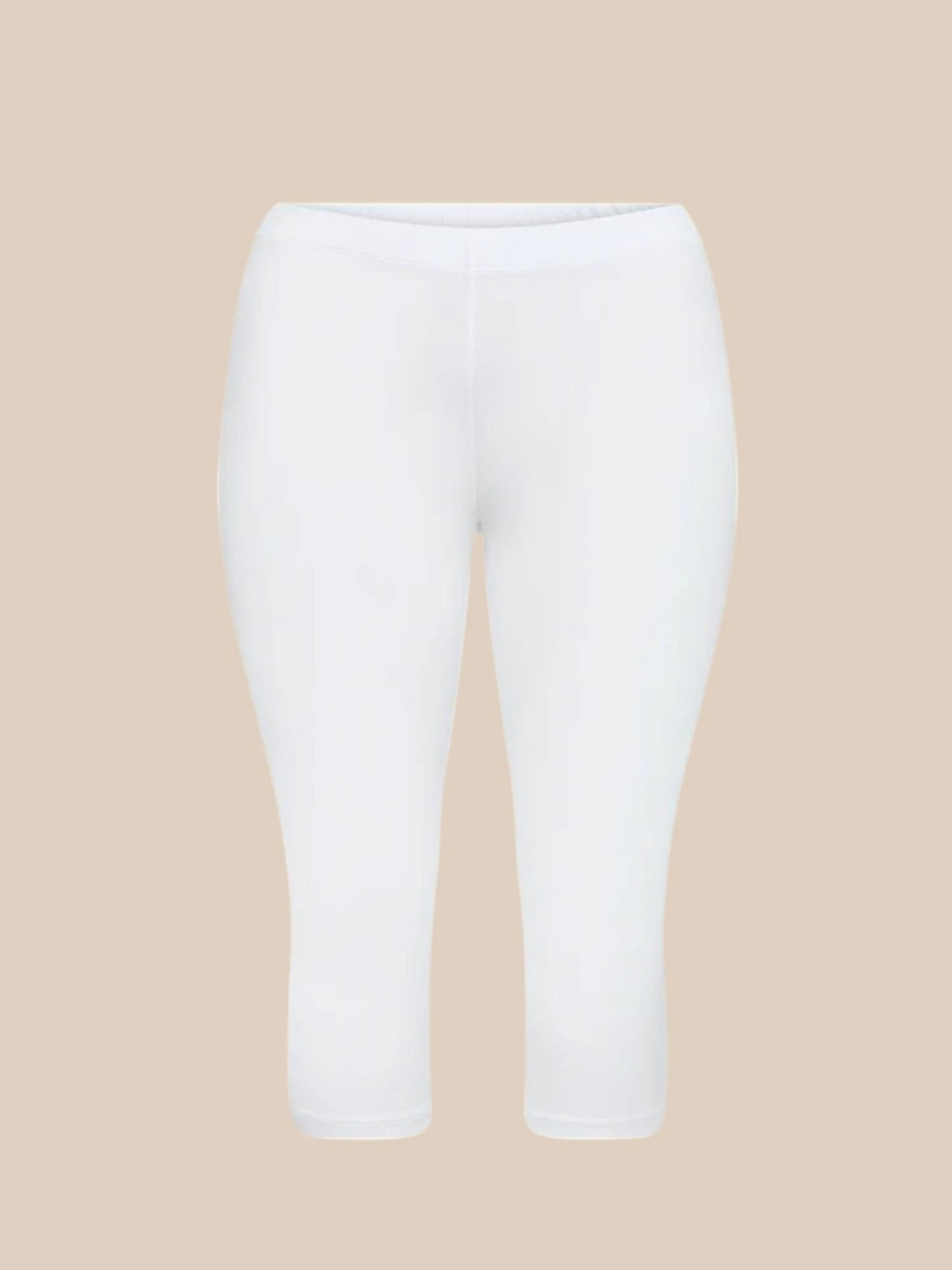 Plus size lårbasker også kendt som cykelshorts. Perfekt til at have under kjolen, så dine lår ikke gnider mod hinanden. Det er essentielt i sommeren hvis du spørger os.