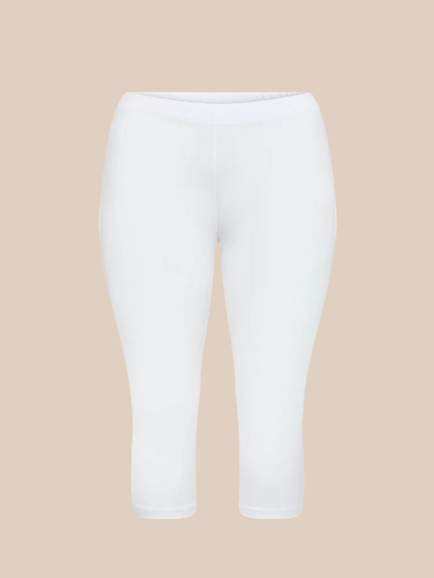 Plus size lårbasker også kendt som cykelshorts. Perfekt til at have under kjolen, så dine lår ikke gnider mod hinanden. Det er essentielt i sommeren hvis du spørger os.