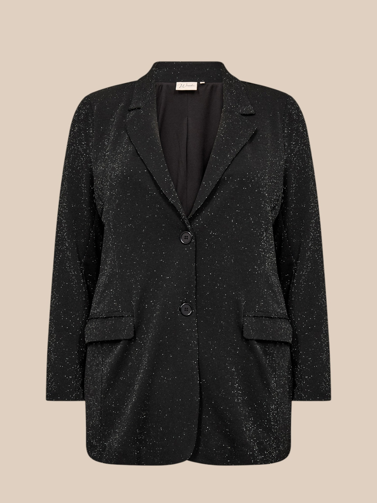 Glimmer blazer til plus size kvinden, der gerne vil gøre sit outfit lidt pyntet og smart. Blød og behagelig kvalitet.
