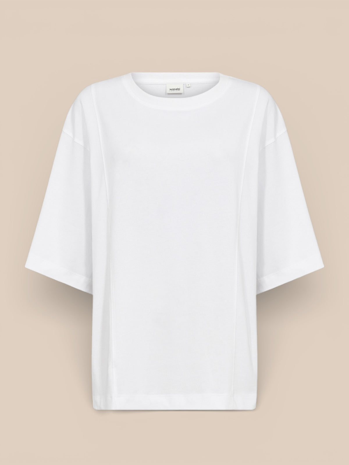 WA-VERONA 8 basic T-shirt i 100% økologisk bomuld med rund hals, afslappet pasform og minimalistiske syningsdetaljer.
