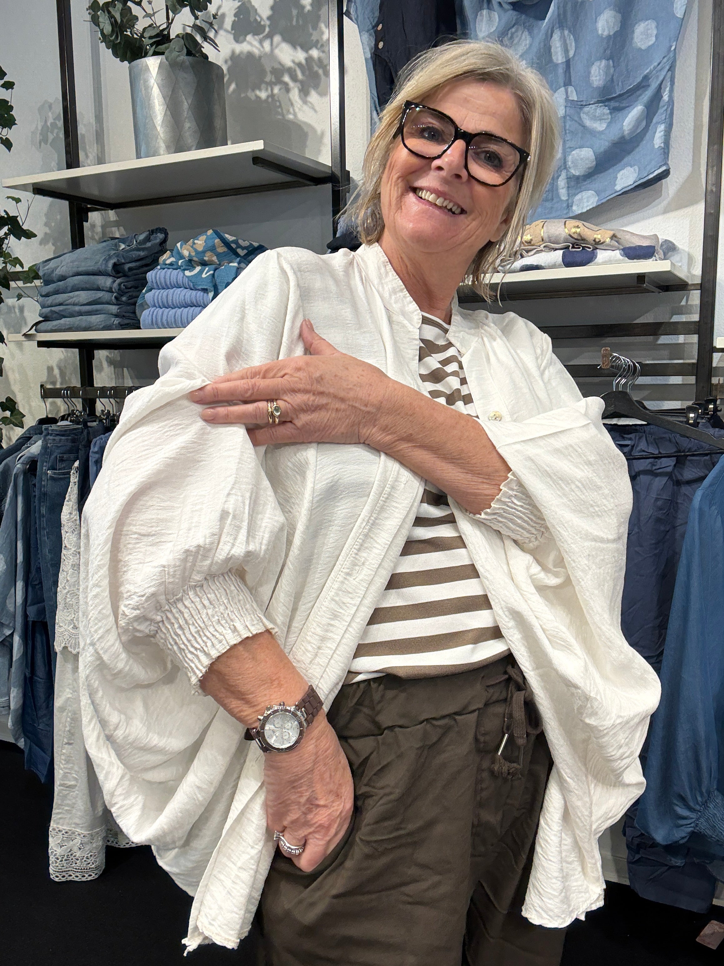 emma blusen fra sigensgaard som er til pluspiger fra sigensgaard