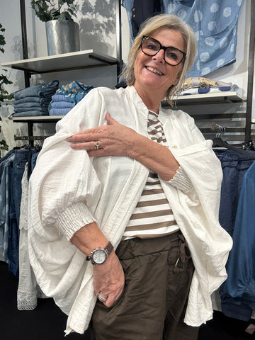 emma blusen fra sigensgaard som er til pluspiger fra sigensgaard