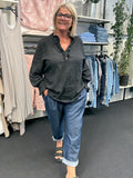 Løs let buks i jeans til pluspiger fra sigensgaard.dk
