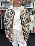 wasabi quiltjakke i leopard vendela 1 storpige mode let forårsjakke