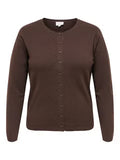 ONLY Carmakoma Carloyal Cardigan – Brun

En skøn basiscardigan, som passer til det hele. Carloyal Cardigan fra ONLY Carmakoma er strikket i en blød og behagelig kvalitet med god komfort, der gør den perfekt til både hverdag og fest.

Cardiganen har en klassisk rund hals, gennemgående knaplukning og lange ærmer. Den enkle pasform gør den utrolig nem at style – brug den lukket som en strikbluse eller åben over en top, skjorte eller kjole.

Den smukke brune farve er tidløs og passer perfekt sammen med både jea