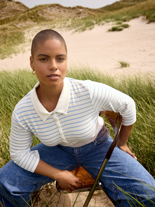 WA-SAKAR 3 stribet bluse med krave, knaplukning og trekvartærmer i blød bomulds- og viskosekvalitet.