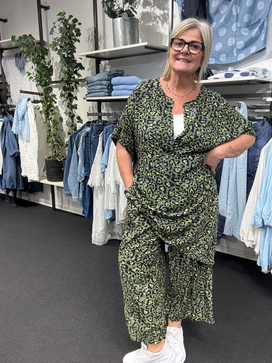 pluspiger melina3 jersey leoprint tunika wasabi 